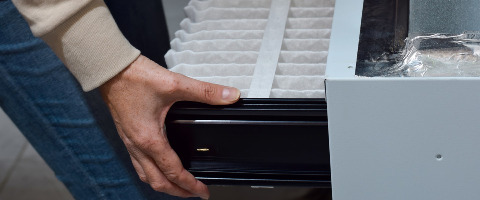 How Top MERV 8 Home HVAC Furnace Filters Enhance Your Home Air Purifier's Performance